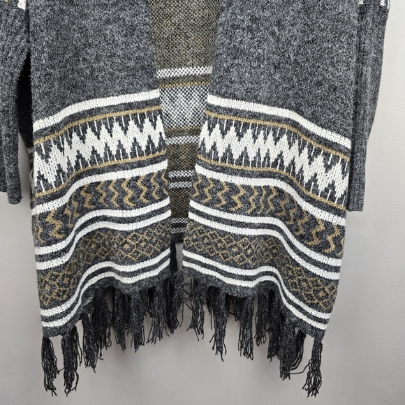 DREAMERS Boho Fringe Western Oversized Sweater Cardigan Gray Womens‎ Size S/M - Picture 4 of 14